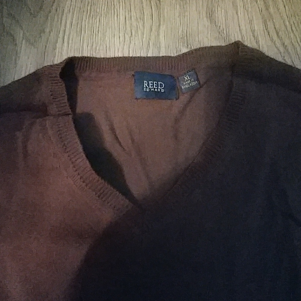V neck reed Edward sweater